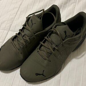 Men's Puma Shoes Size 14
